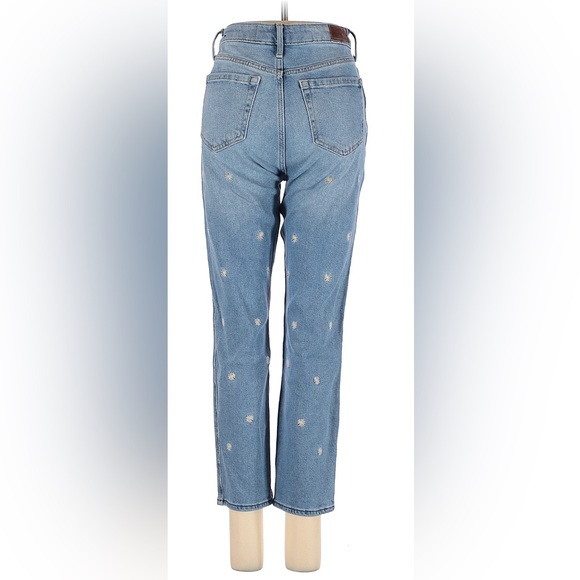 HOLISTER ultra high-rise sunflower mom jeans (vintage stretch) - Picture 2 of 3